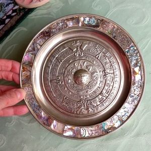 🐚 Vintage Alpaca Aztec Mayan Mexican Calendar Relief Plate Silver & Abalone 🐚